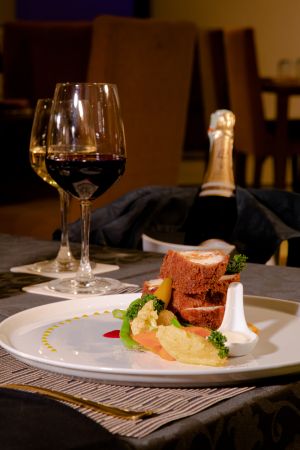 Amaranthe Bay Review 3